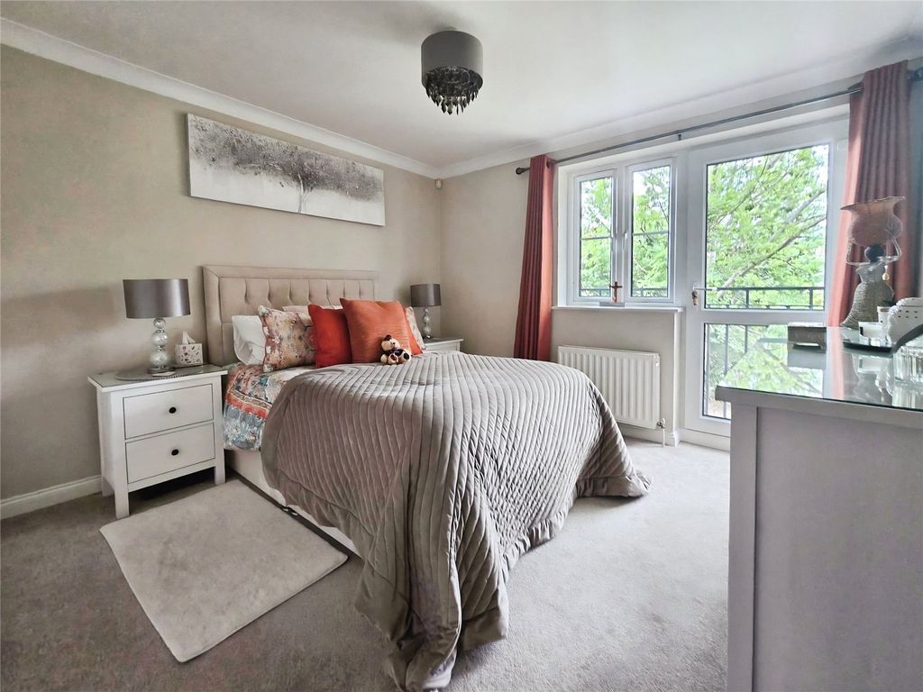 Additional image 4 of 2 bed maisonette for saleGray Place, Wokingham Road, Bracknell, Berkshire RG42