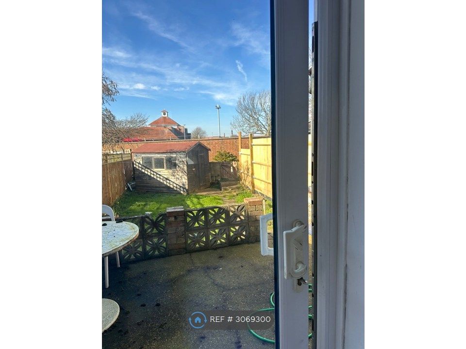 Property photo 3 of 3