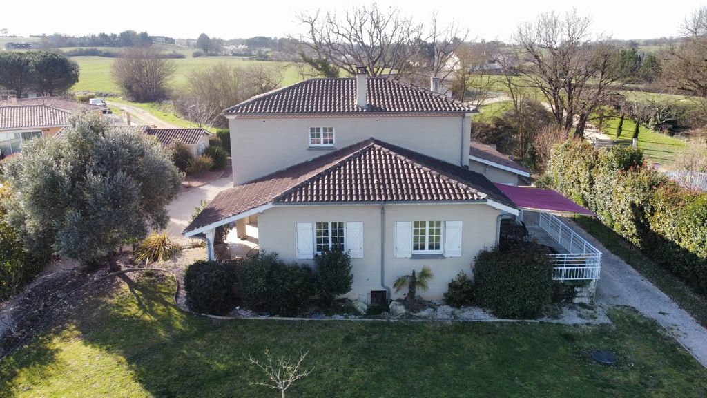 Property photo 3 of 24