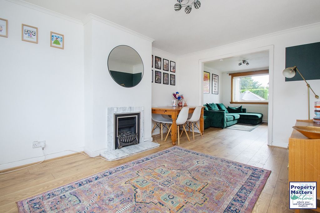 Property photo 2 of 17 Gallery