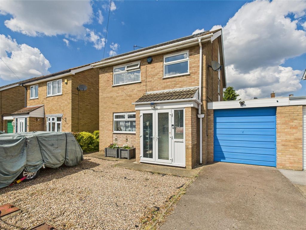 Property photo 1 of 12