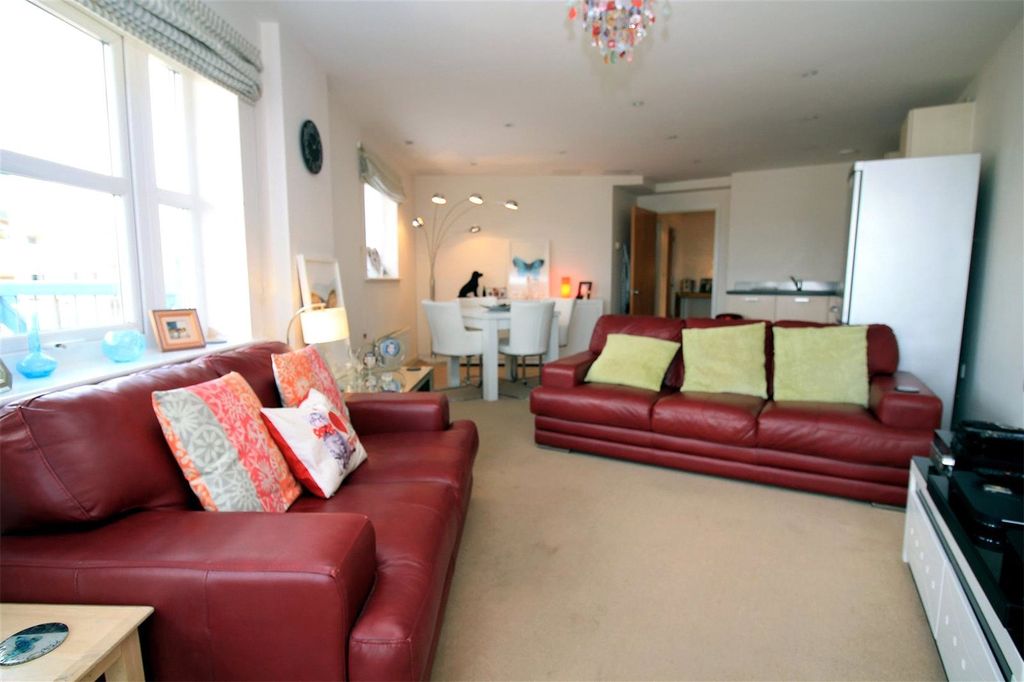 Property photo 2 of 10 Living Area