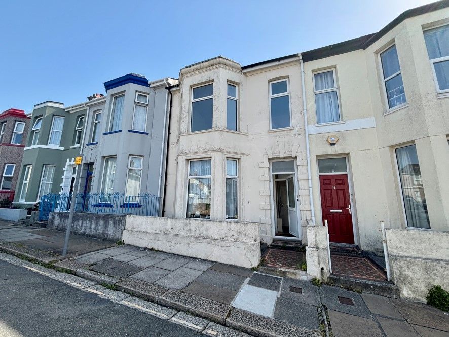 Property photo 1 of 12