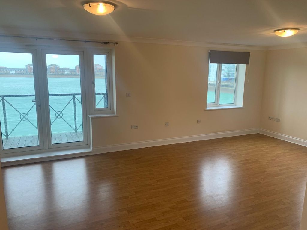 Property photo 3 of 9 New Living Room