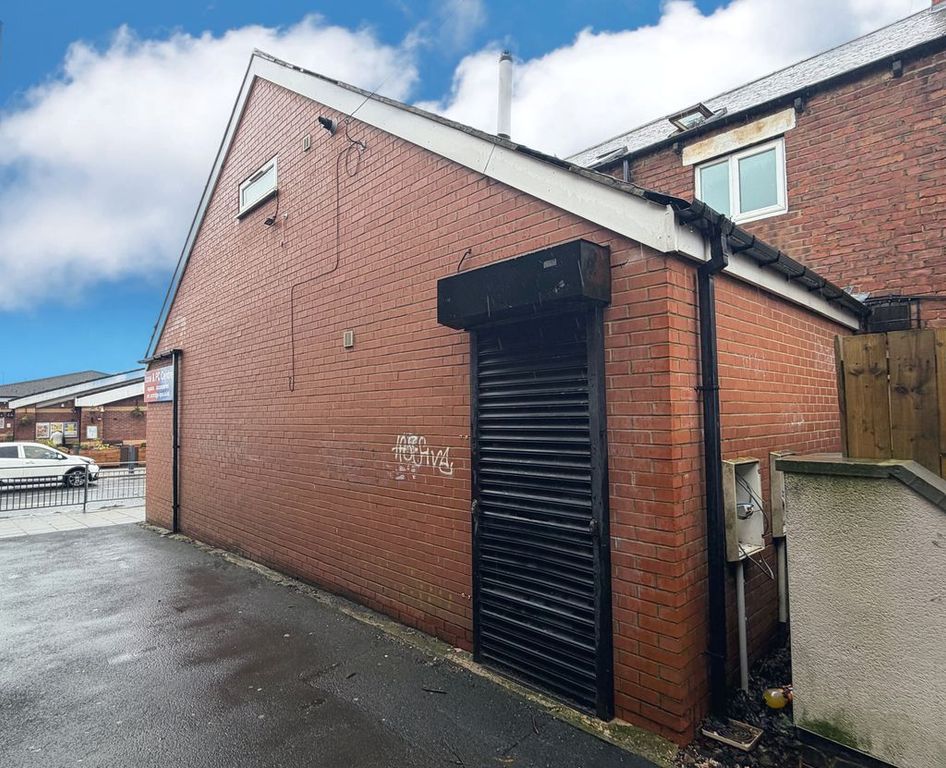 Property photo 3 of 8 Photo 2