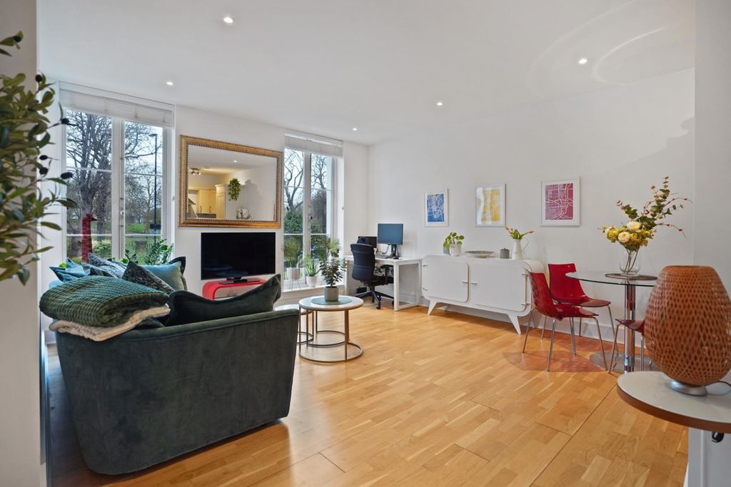 Property photo 2 of 15 Dsc00358.Jpg