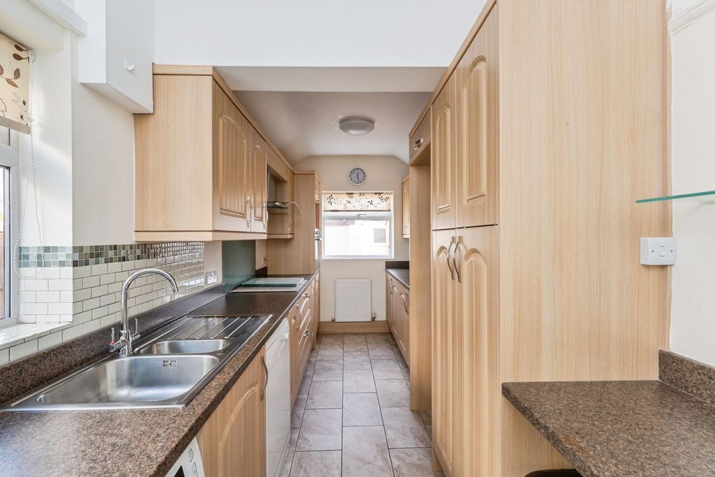 Property photo 3 of 17 Photo