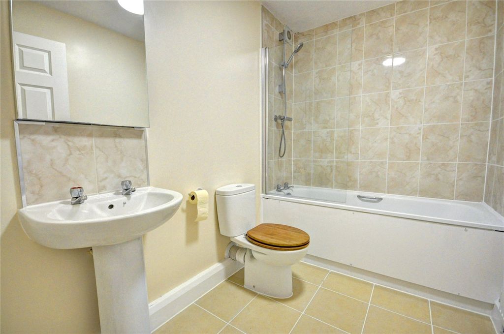 Property photo 3 of 11 Picture No. 53