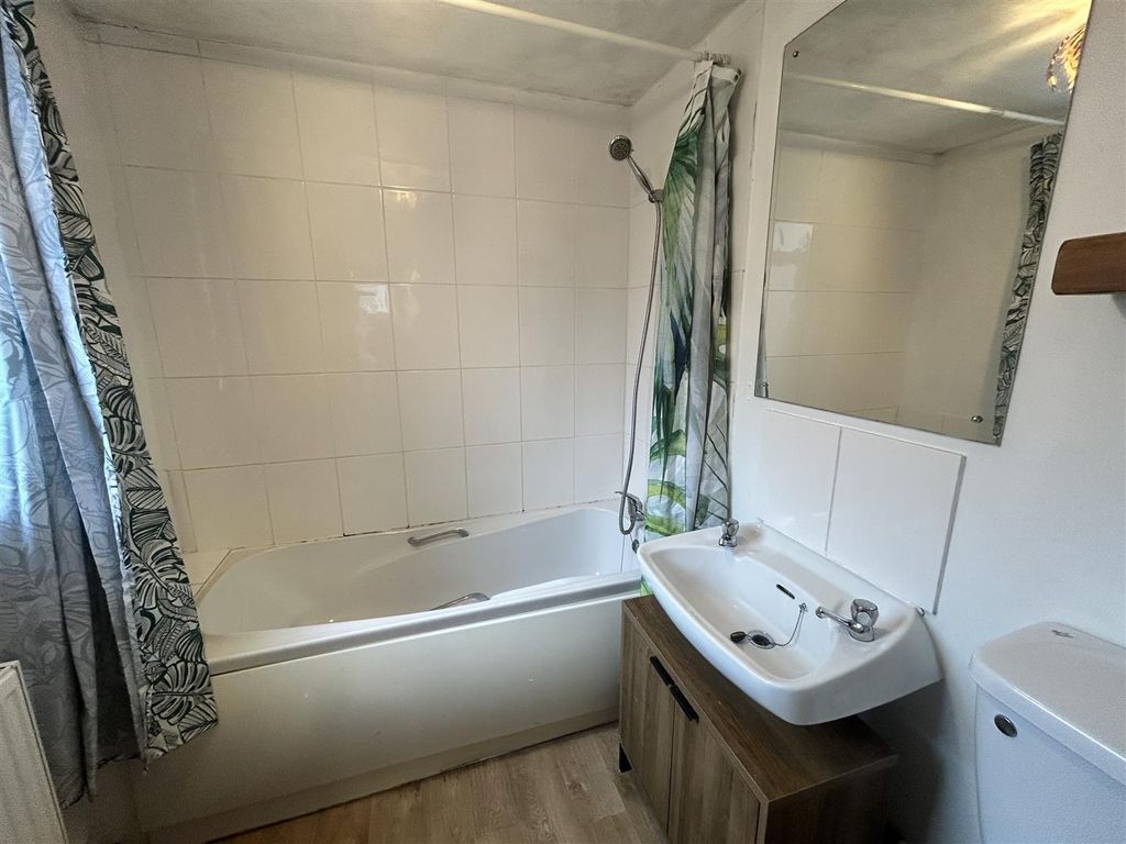 Property photo 2 of 8 Img_7375.Jpeg