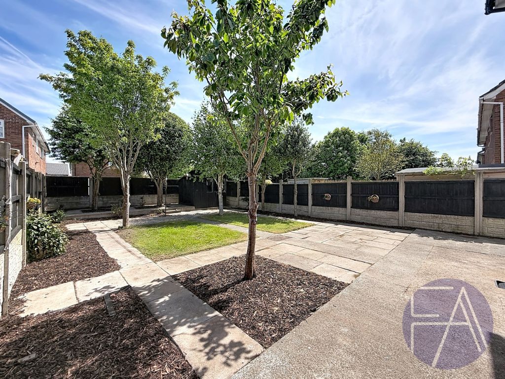 Property photo 3 of 6 5176912