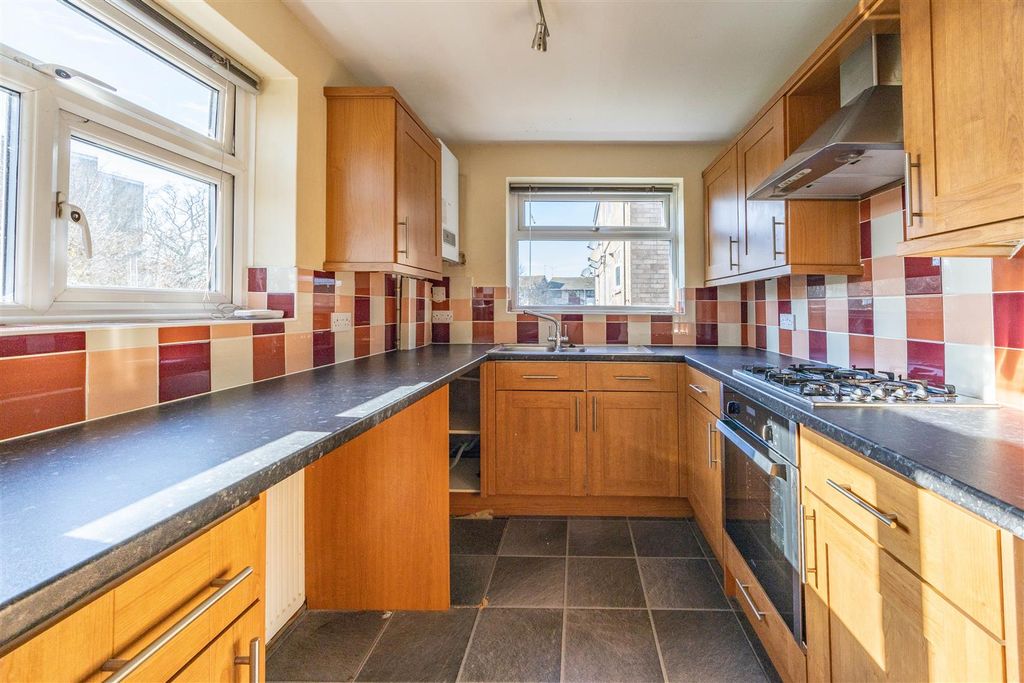 Property photo 2 of 15 Kitchen