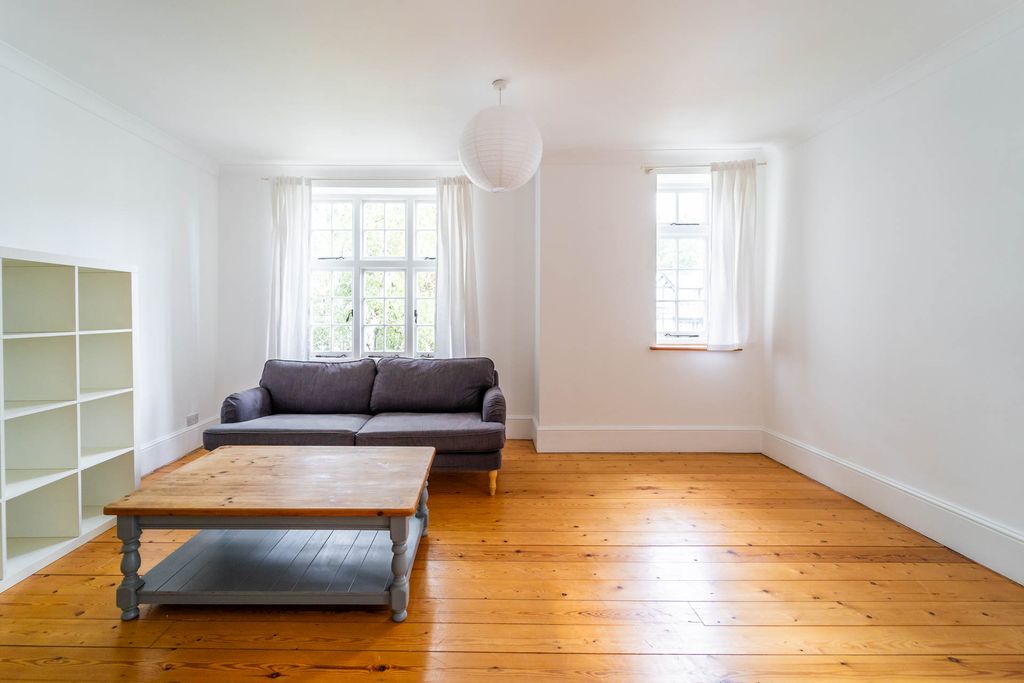 Property photo 2 of 10 Ndb06362-Edit