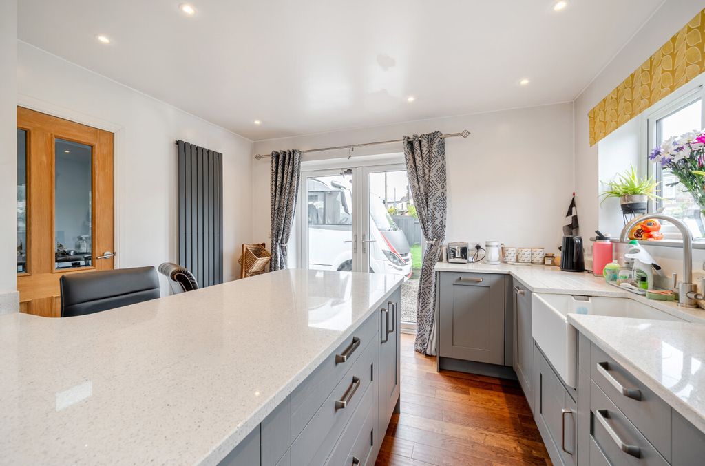 Property photo 3 of 25 1472498-22-6A2Aa7...