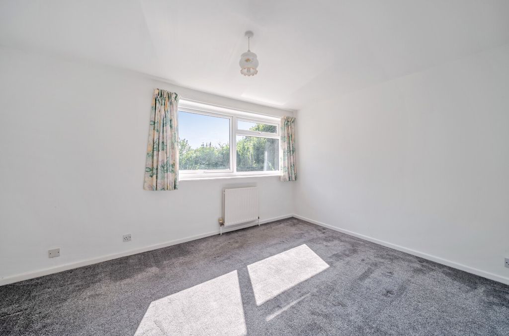 Property photo 3 of 8 1494524-3-6A57E1E...