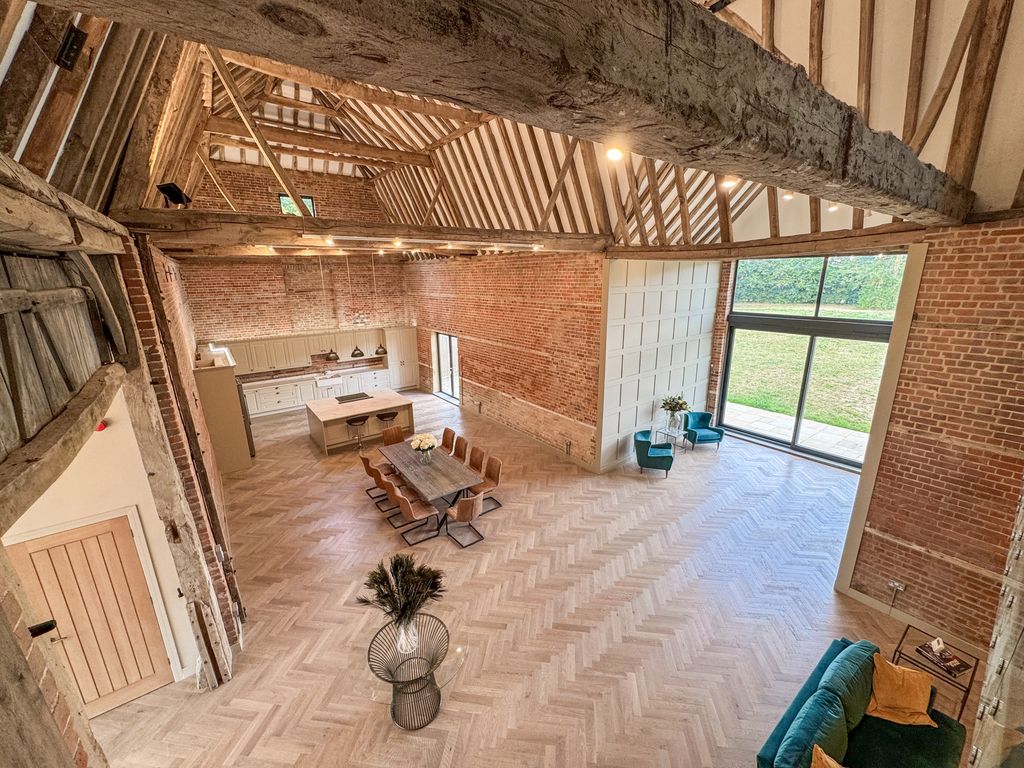 Property photo 1 of 45 Img_3771