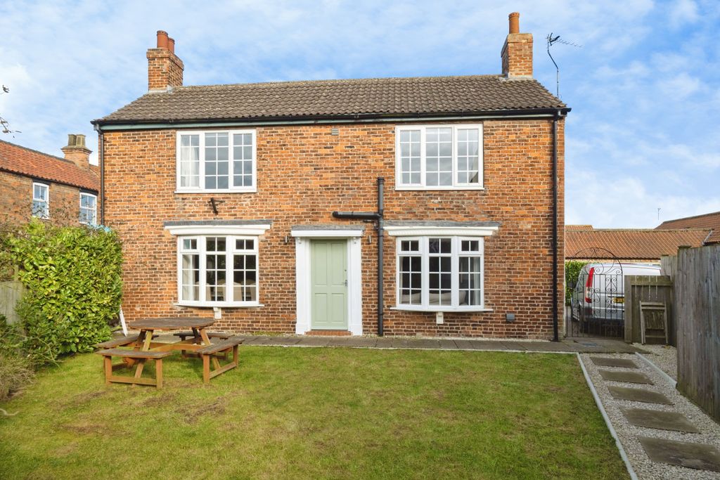 Property photo 1 of 19 Photo #1