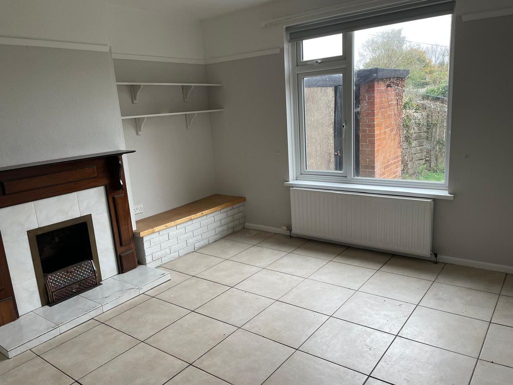 Property photo 1 of 1