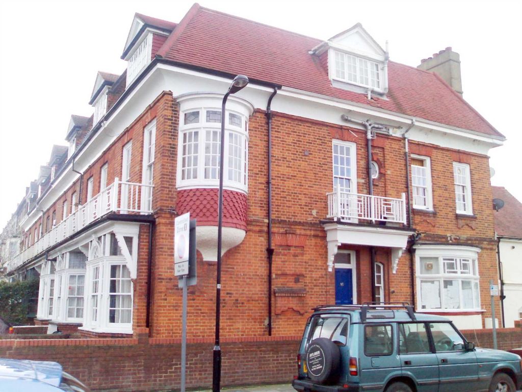 Property photo 2 of 7