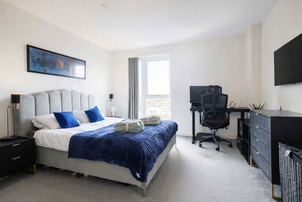 Property photo 2 of 5