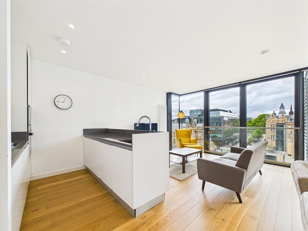 Property photo 3 of 26 Picture No. 72