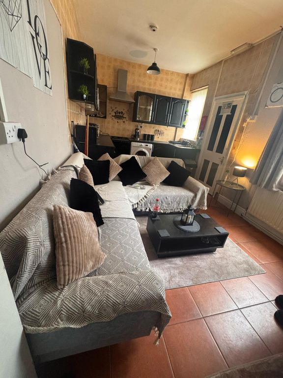 Property photo 3 of 5