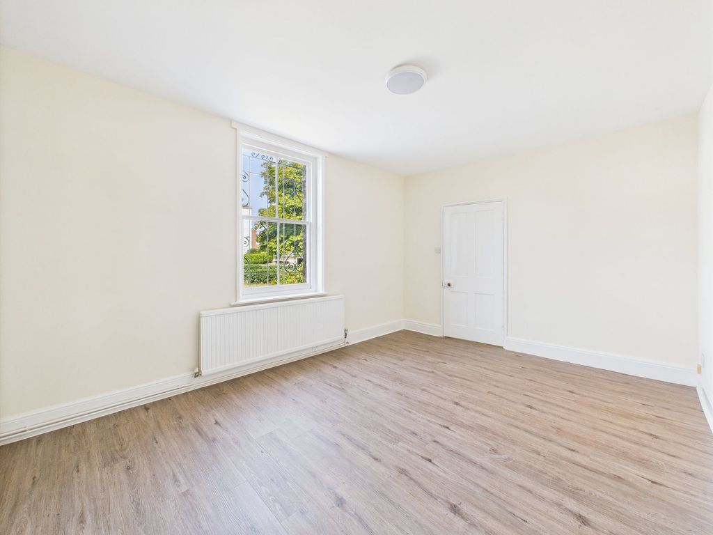 Additional image 8 of 4 bed detached house for saleNorfolk Place, Littlehampton BN17