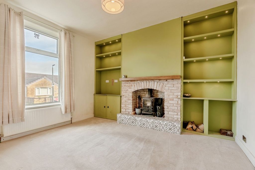 Property photo 2 of 20 Pbox-Img.Jpg