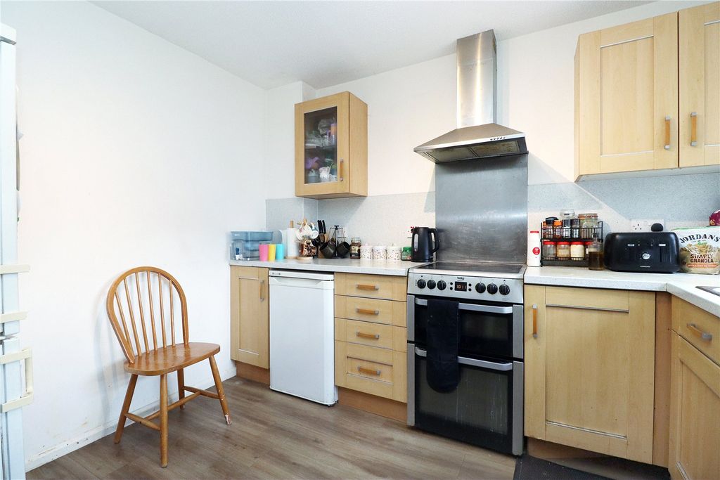 Property photo 2 of 14 Picture No. 01