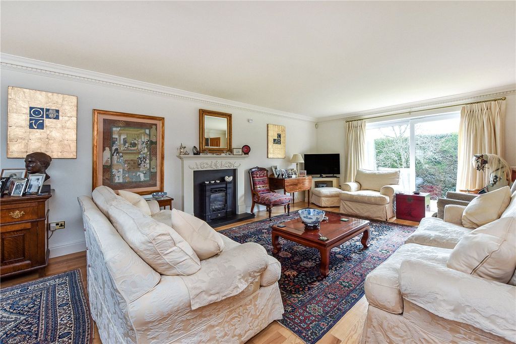 Property photo 2 of 16 Reception Room