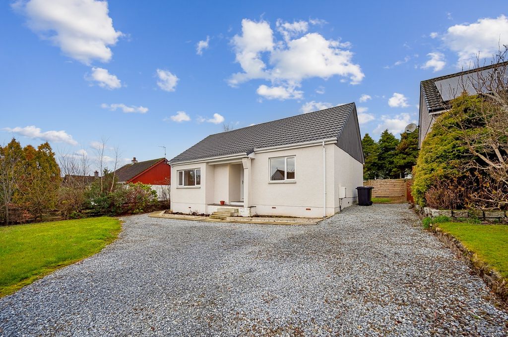 Property photo 1 of 22