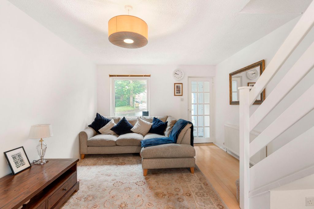 Property photo 2 of 14