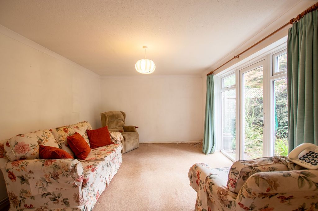 Property photo 3 of 10