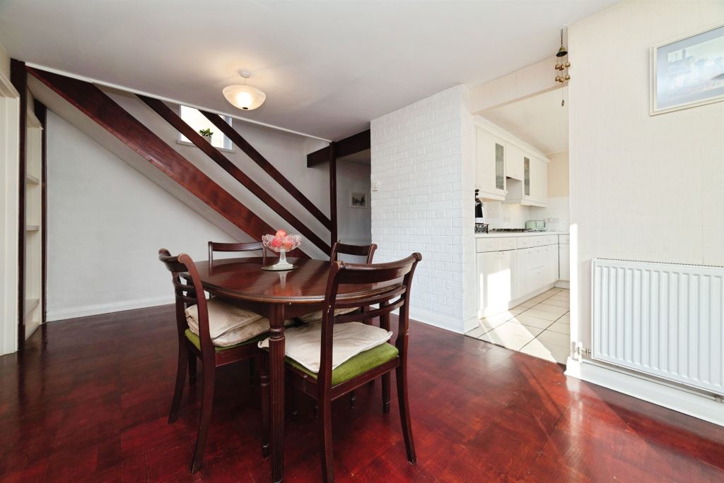 Property photo 2 of 24