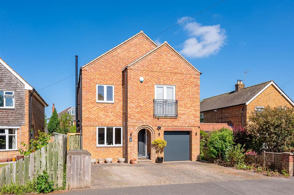 Property photo 2 of 17 External