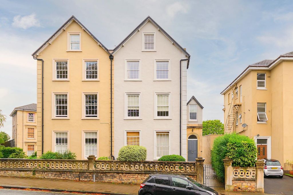 Property photo 2 of 15 F51W6R0Wot - External C.Jpg