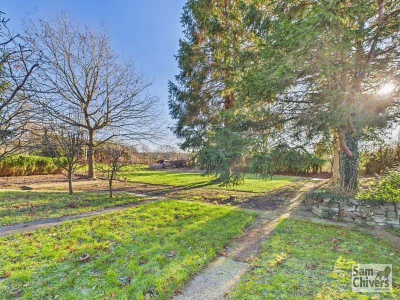 Property photo 3 of 27 Photo 23