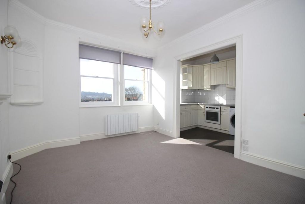 Property photo 2 of 13 Img_4057.Jpg