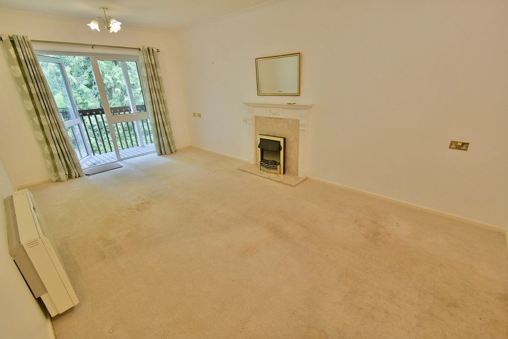 Property photo 3 of 15