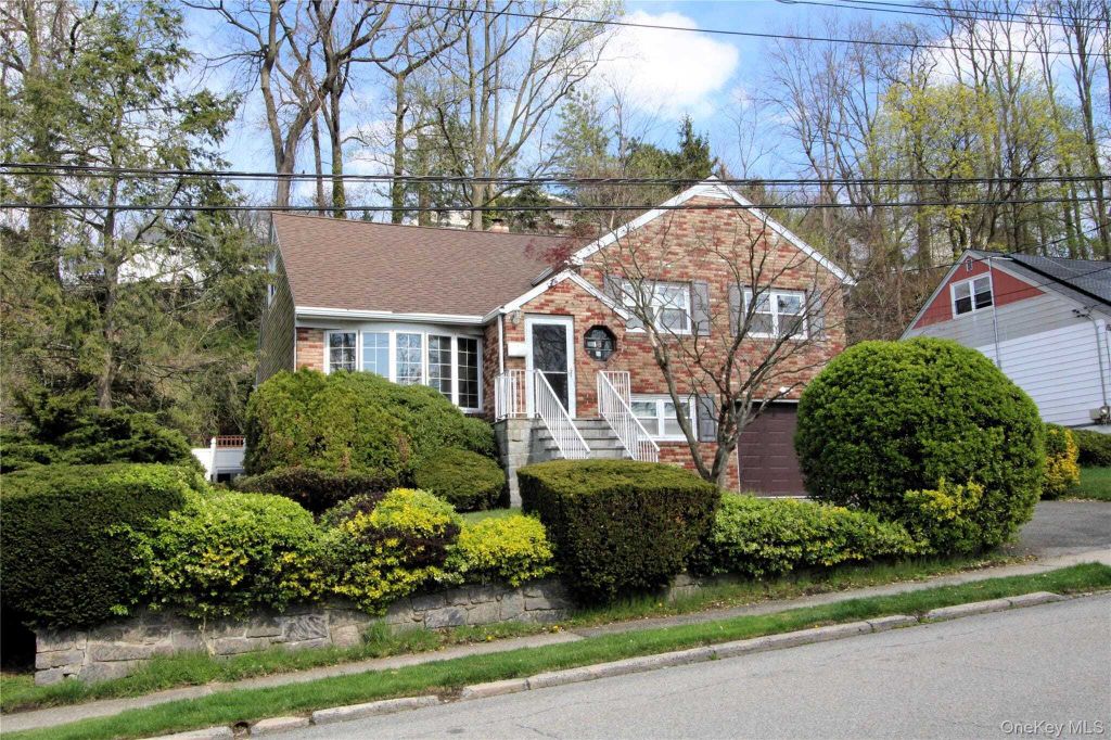 Property photo 1 of 23