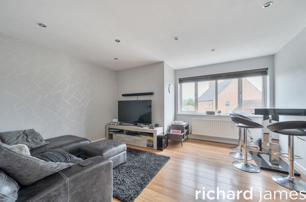 Property photo 3 of 14 d846d3840Bfe4732905801E39Db7E87B