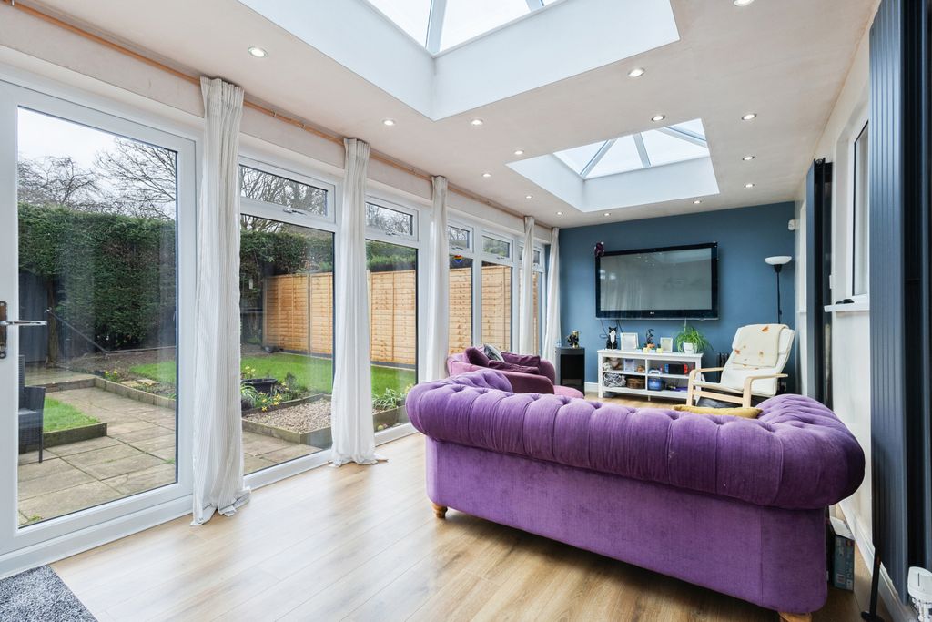 Property photo 3 of 19 Sun Room