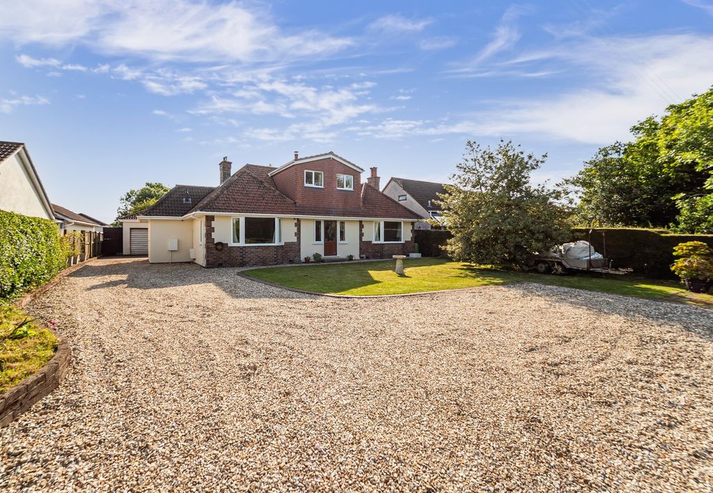 Property photo 1 of 35