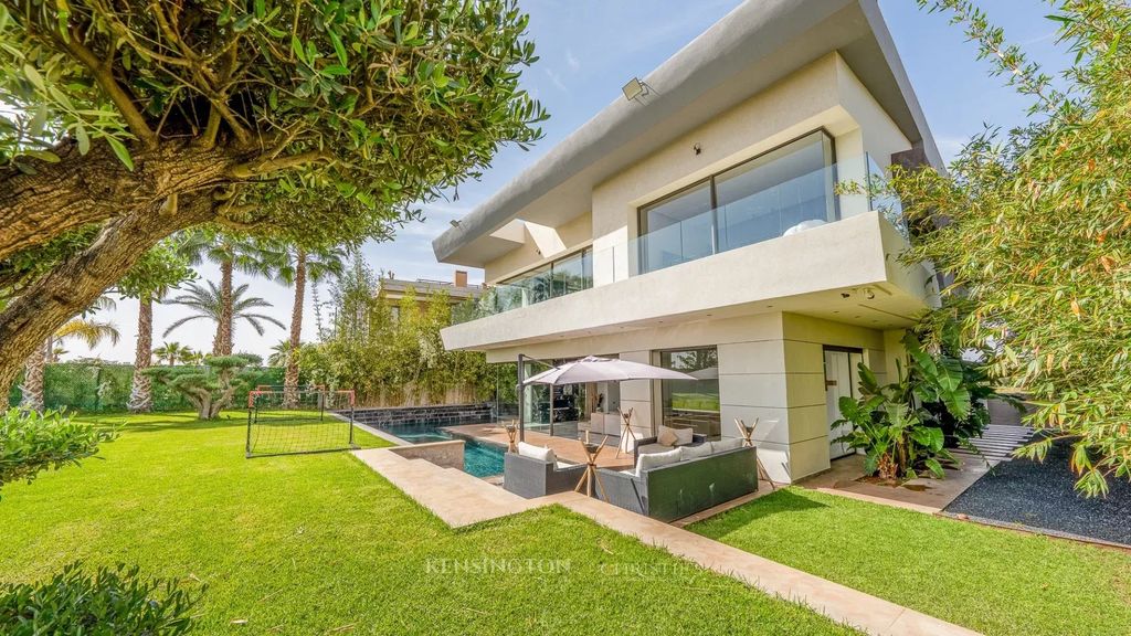 Property photo 2 of 76