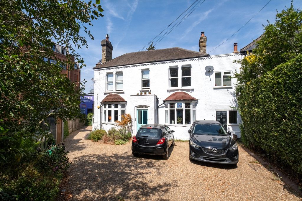 Property photo 1 of 11 Picture No. 24