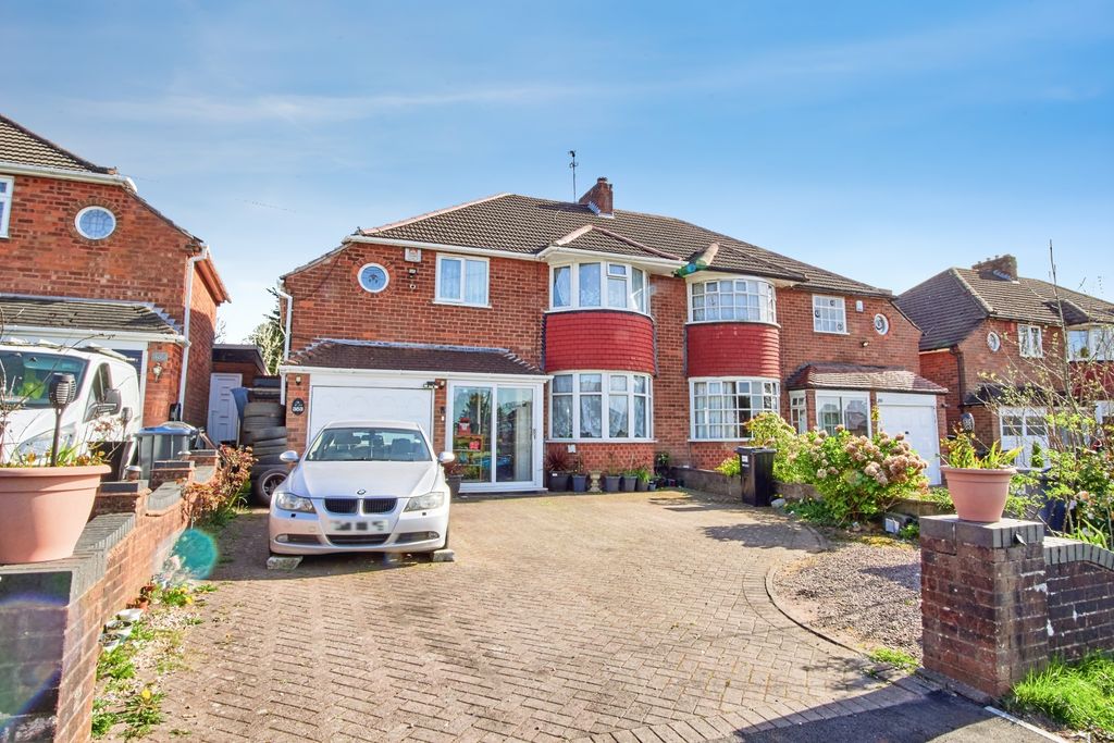 Property photo 1 of 15