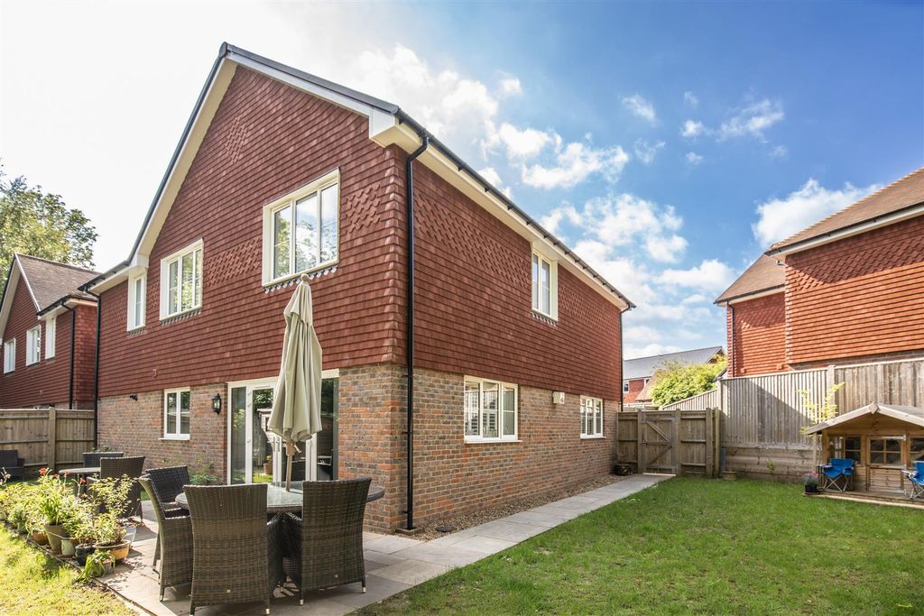 Additional image 24 of 5 bed detached house for saleParkside Close, Heathfield TN21