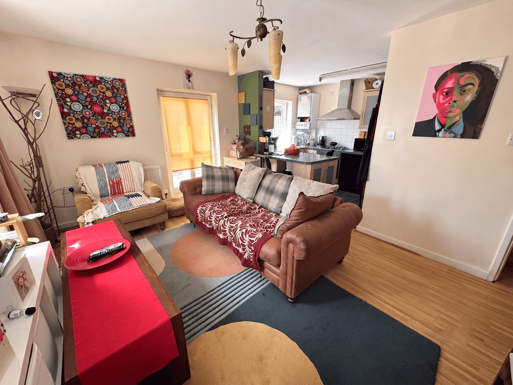 Property photo 2 of 13