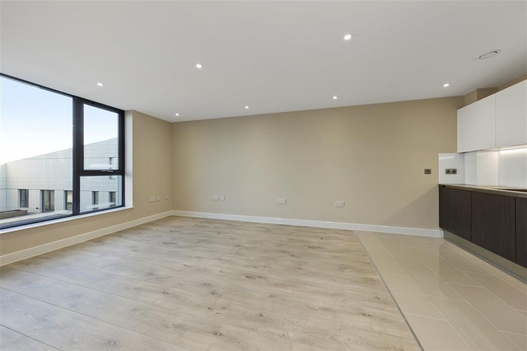 Property photo 1 of 5 Image