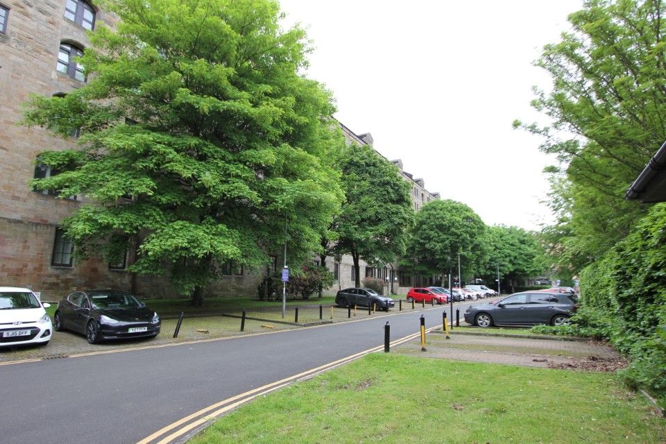 Property photo 3 of 14 Residents Parking