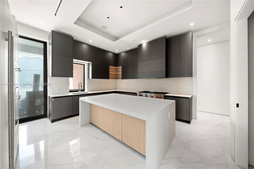 Property photo 2 of 8 <Alttext/>